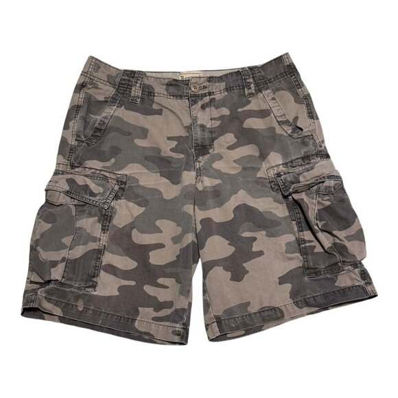 Roebuck & Co. Other - Roebuck & Co. Camouflage 100% Cotton Cargo Shorts Men’s 32 (Fit 33)